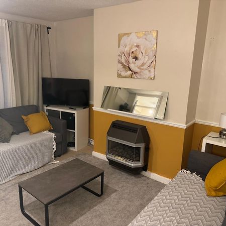 Sunflower Villa Бристол Екстериор снимка