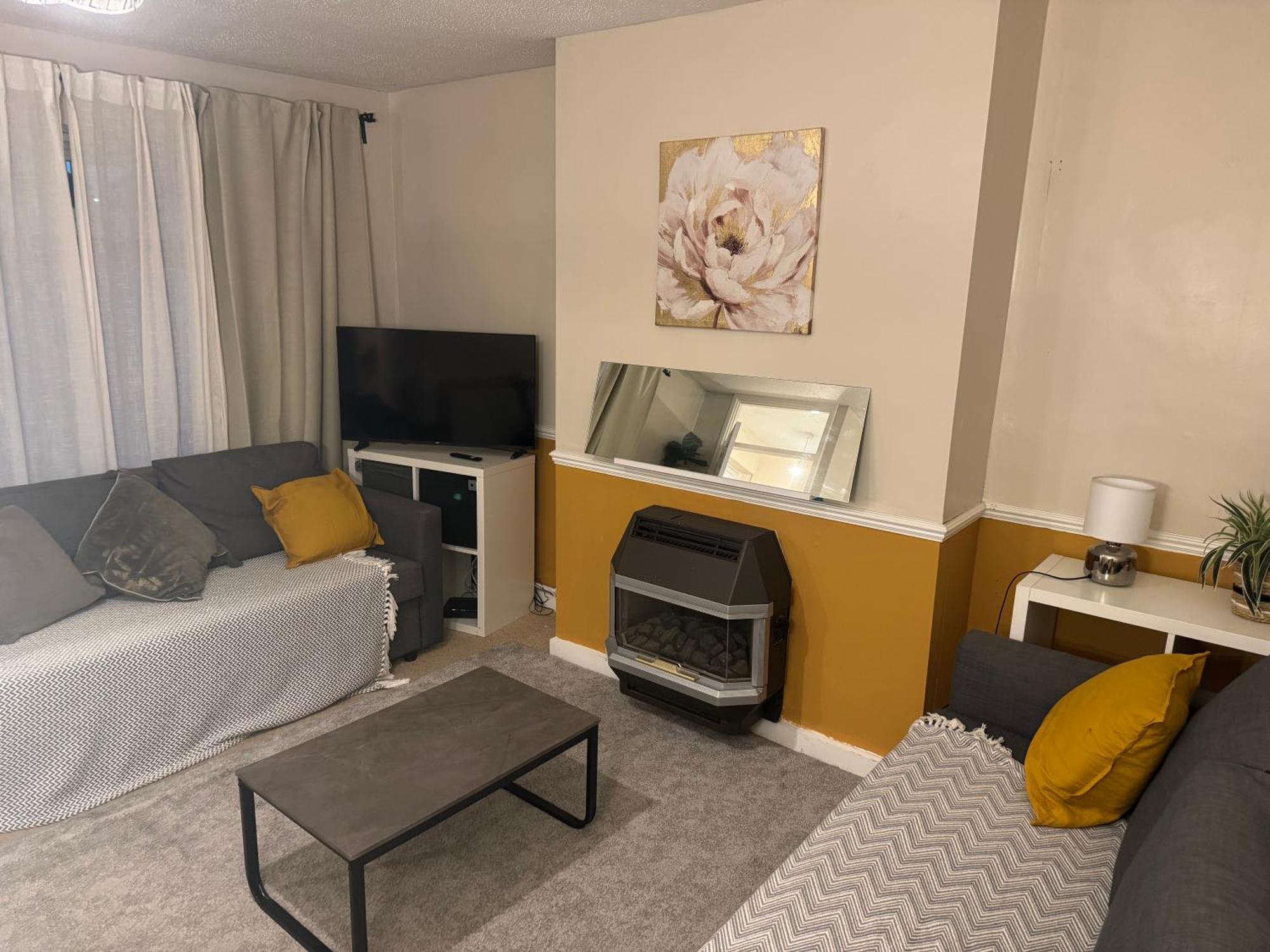Sunflower Villa Бристол Екстериор снимка